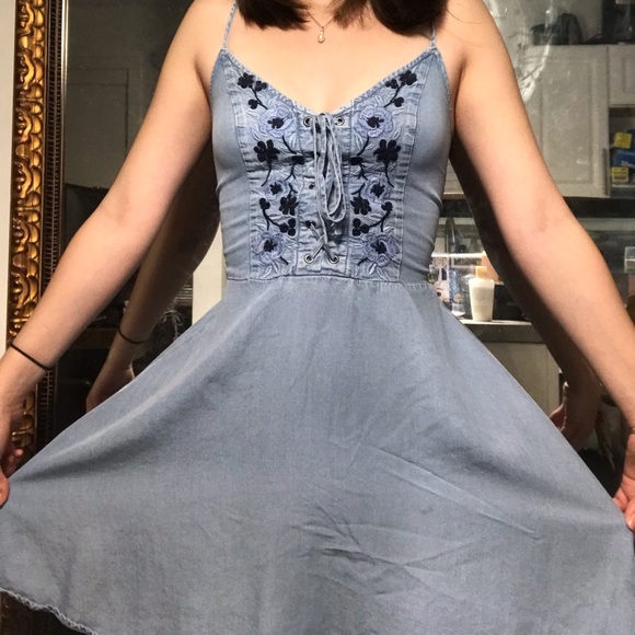 Abercrombie & Fitch Lace Up Denim Skater Dress - Picture 9 of 11